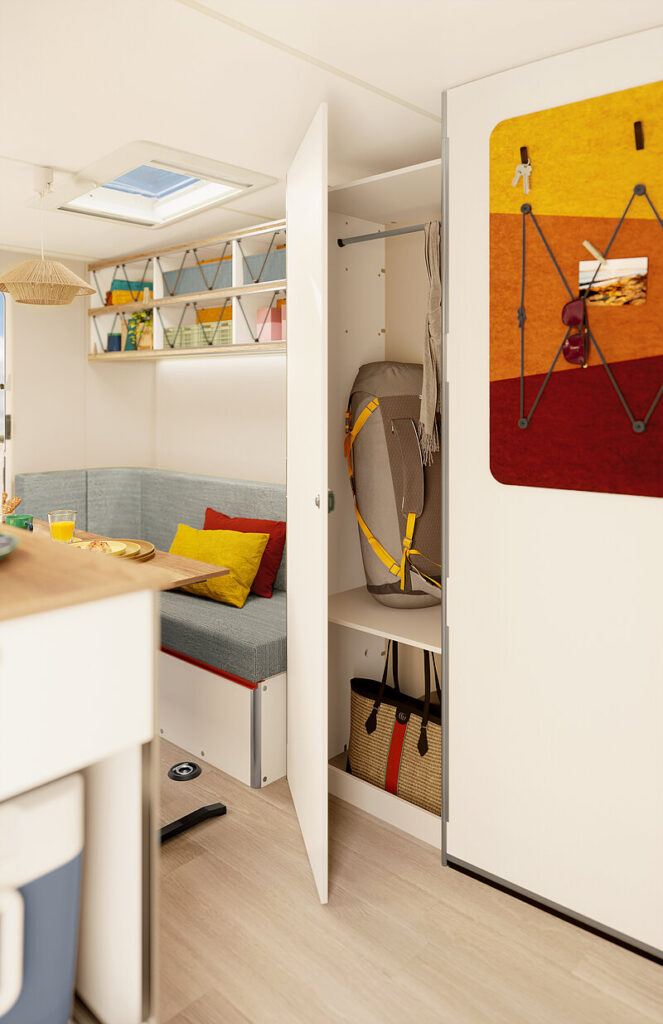 2026-WW-beachy-420-Plus-innen-Kleiderschrank-h-BEAR-PRESSE-thumb