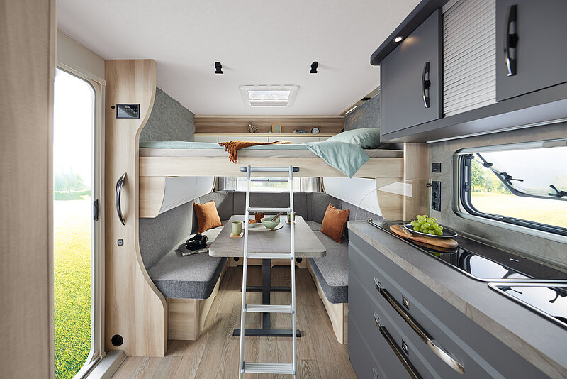 2026-WW-De-Luxe-515-UHL-innen-U-Sitzgruppe-Hubbett-unten-q-BEAR-PRESSE-thumb