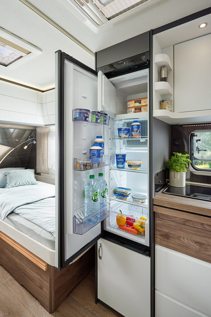 2026-WW-Excellent-Edition-495-UL-innen-Kuehlschrank-h-BEAR-PRESSE-thumb