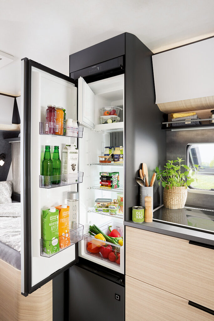 2026-ww-maxia-595-kml-innen-kuehlschrank-BEAR-PRESSE-thumb