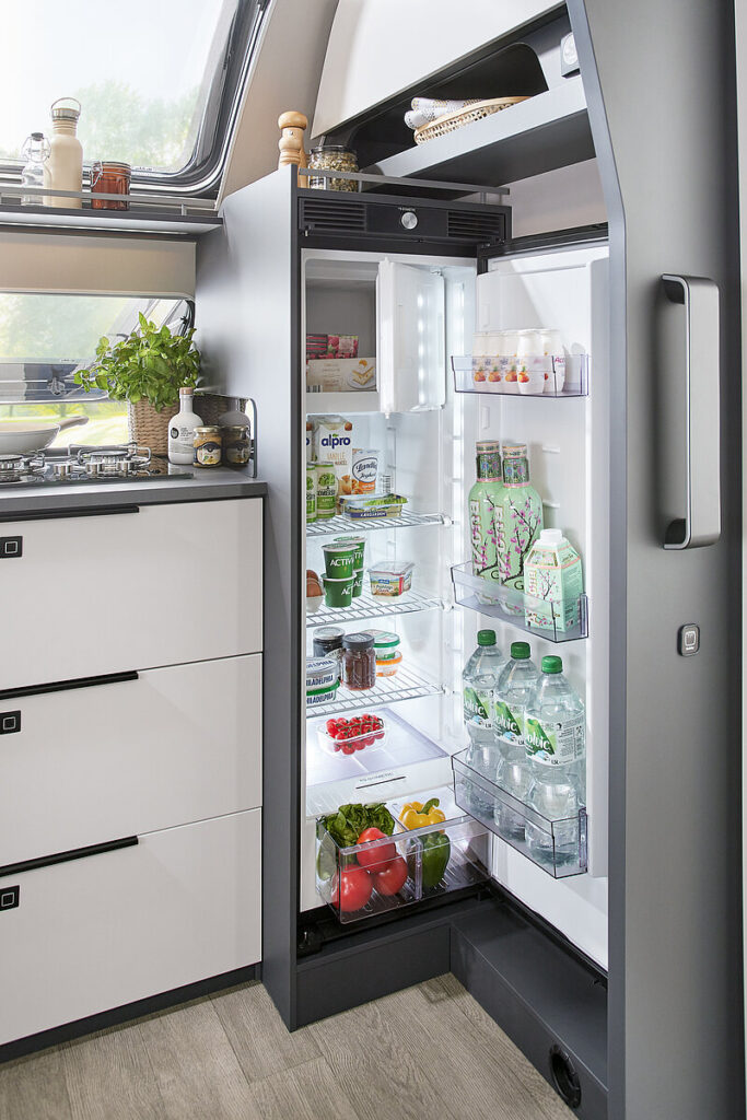 2026-ww-maxia-660wqm-in-kuehlschrank-157l-h-BEAR-PRESSE-thumb